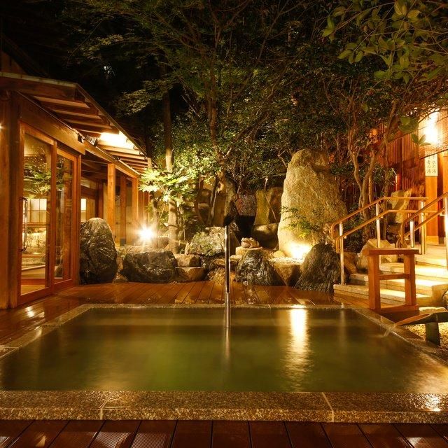 鳥取/三朝温泉 依山楼岩崎/ペア1泊2食付☆2026年9月30日までの利用限定!