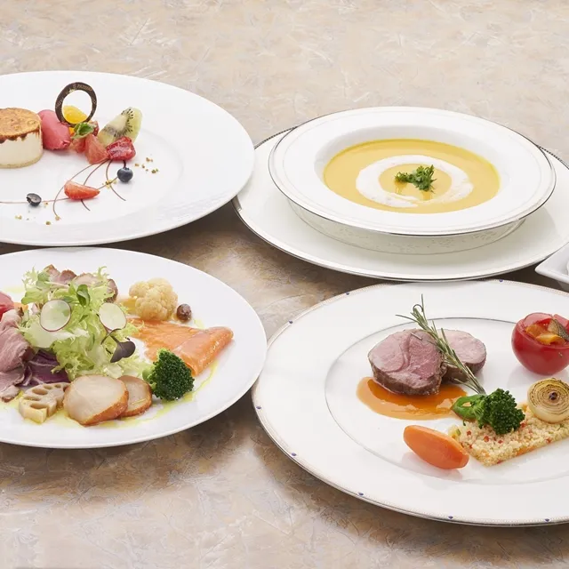 神奈川/フランス料理「ヴェル・ボワ」（小田急 山のホテル）/ペアディナープラン