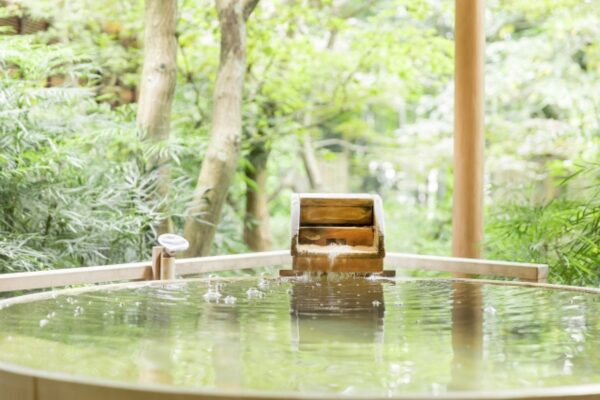 夫婦で楽しむ「還暦旅行プレゼント」が喜ばれる理由