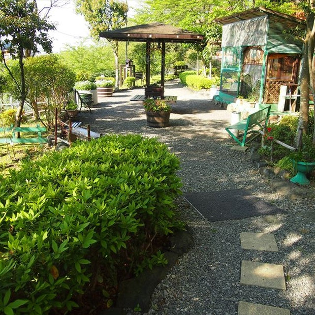 静岡/《ファミリープラン》ウェルネスの森伊東（共立リゾート）/おとな2名+こども1名1泊2食付