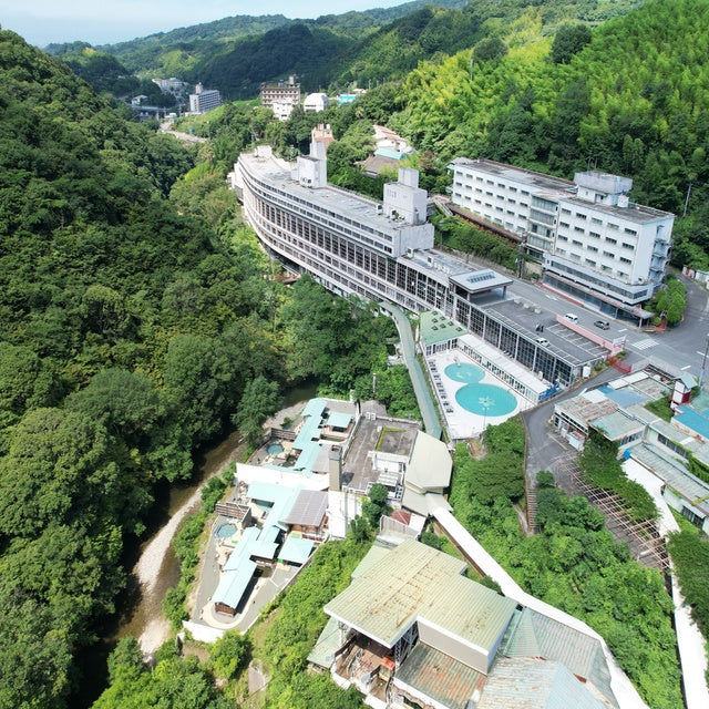 愛媛/《ファミリープラン》奥道後 壱湯の守/おとな２名+こども1名1泊2食付