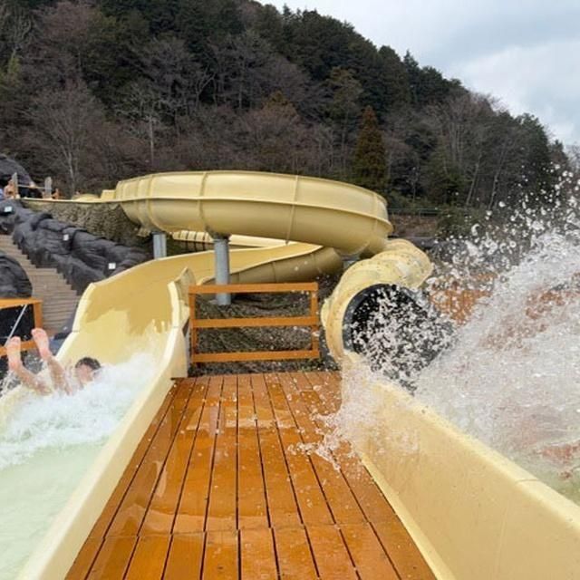 ユネッサン入場無料×2枚(4名分) 【公式通販】