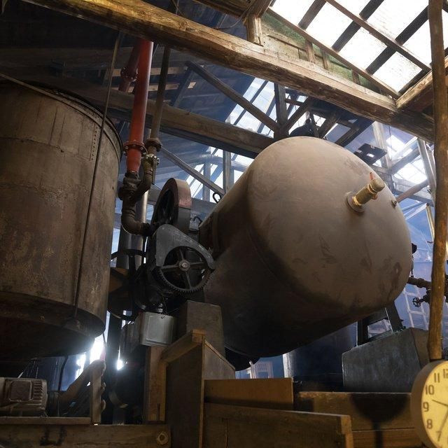 【親子でも楽しめる】静岡/明治屋醤油 /醤油搾り(火入れなし)体験、味見＋お土産付