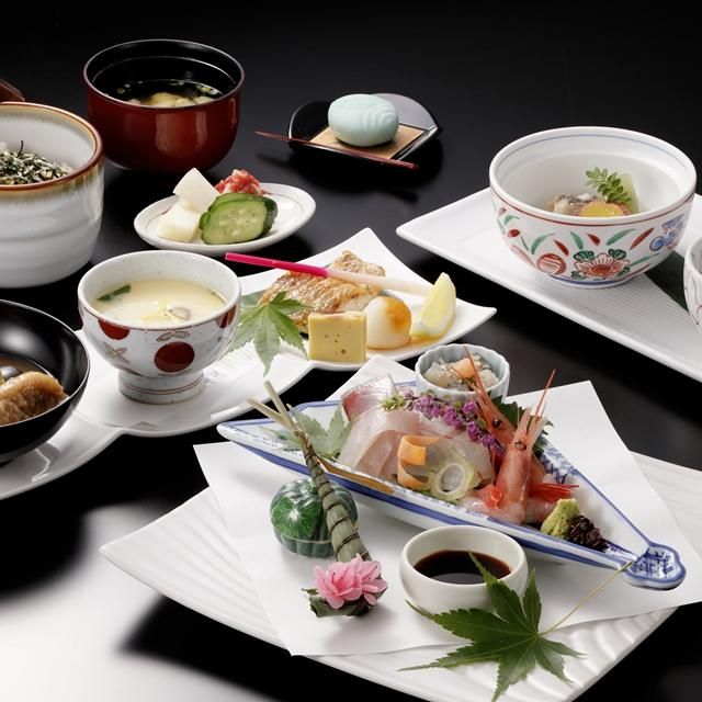 石川/金沢白鳥路 ホテル山楽/ペア1泊2食付