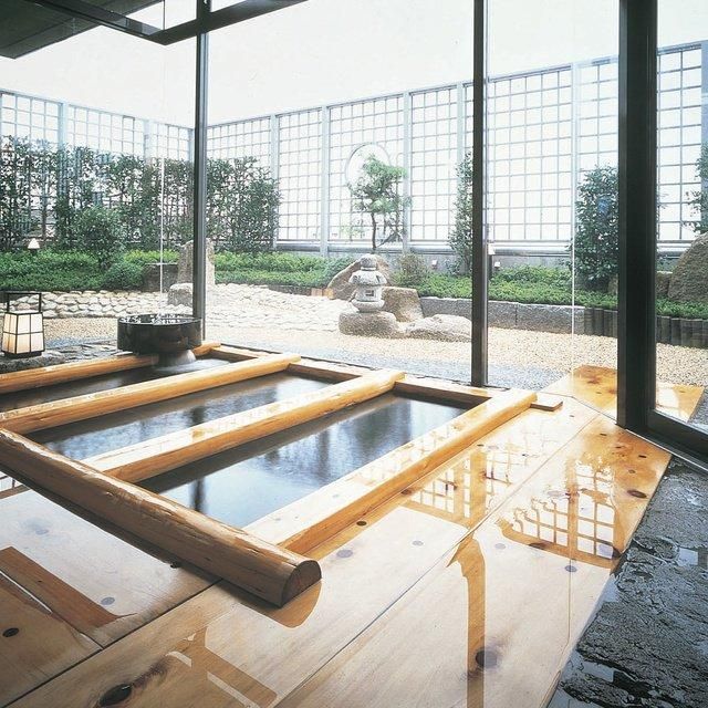 愛媛/道後舘/2名様 日帰り入浴≪お土産付≫