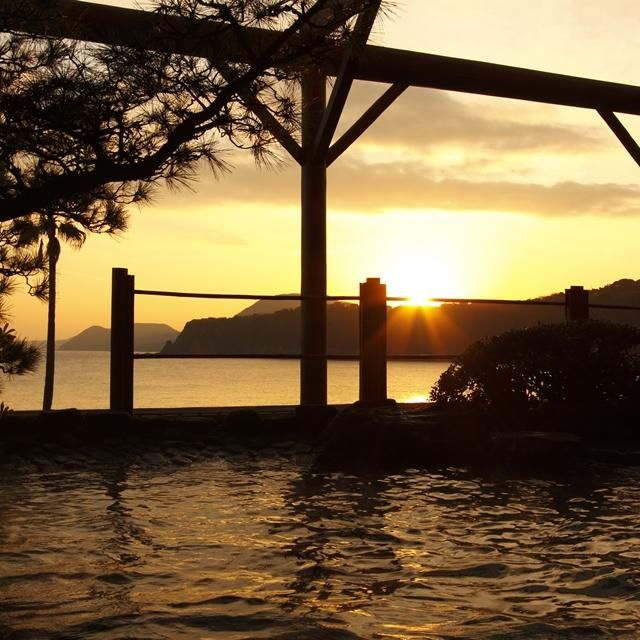 静岡/稲取銀水荘/ペア1泊2食付 – 株式会社JTBの体験型ギフト「してね」